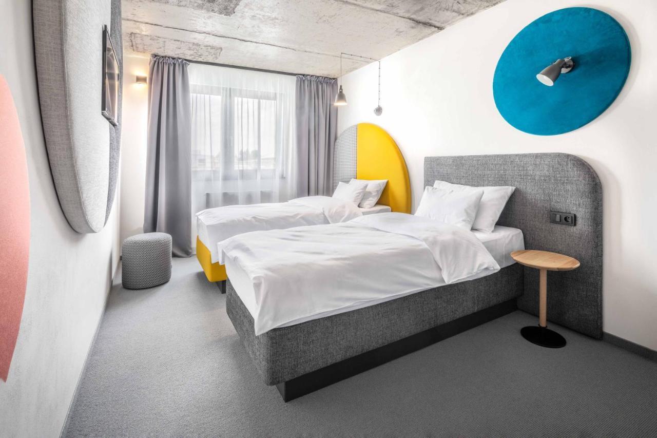 Boutique Hotel Mezi Svy Hradec Králové Екстериор снимка