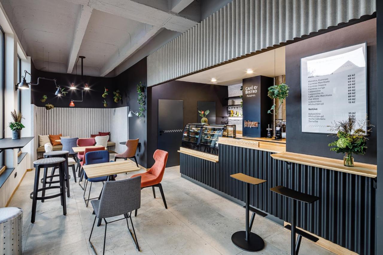 Boutique Hotel Mezi Svy Hradec Králové Екстериор снимка